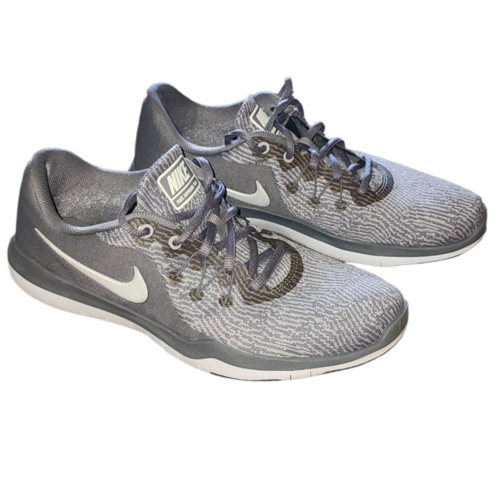 Nike Women's Flex Supreme TR 6 Trainer